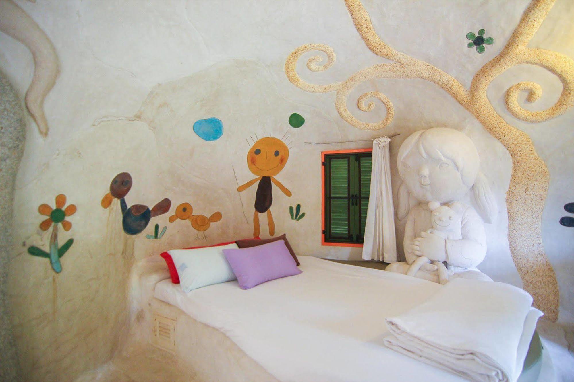 Naidee Sculptured Huts Hotel Hua Hin Exterior foto